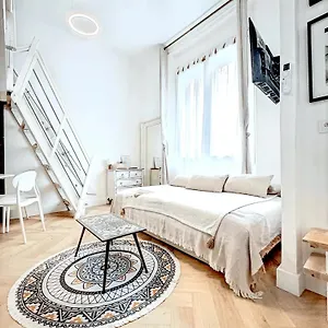  Appartement Avec Mezzanine 100m Du Vieux Port Et Parking